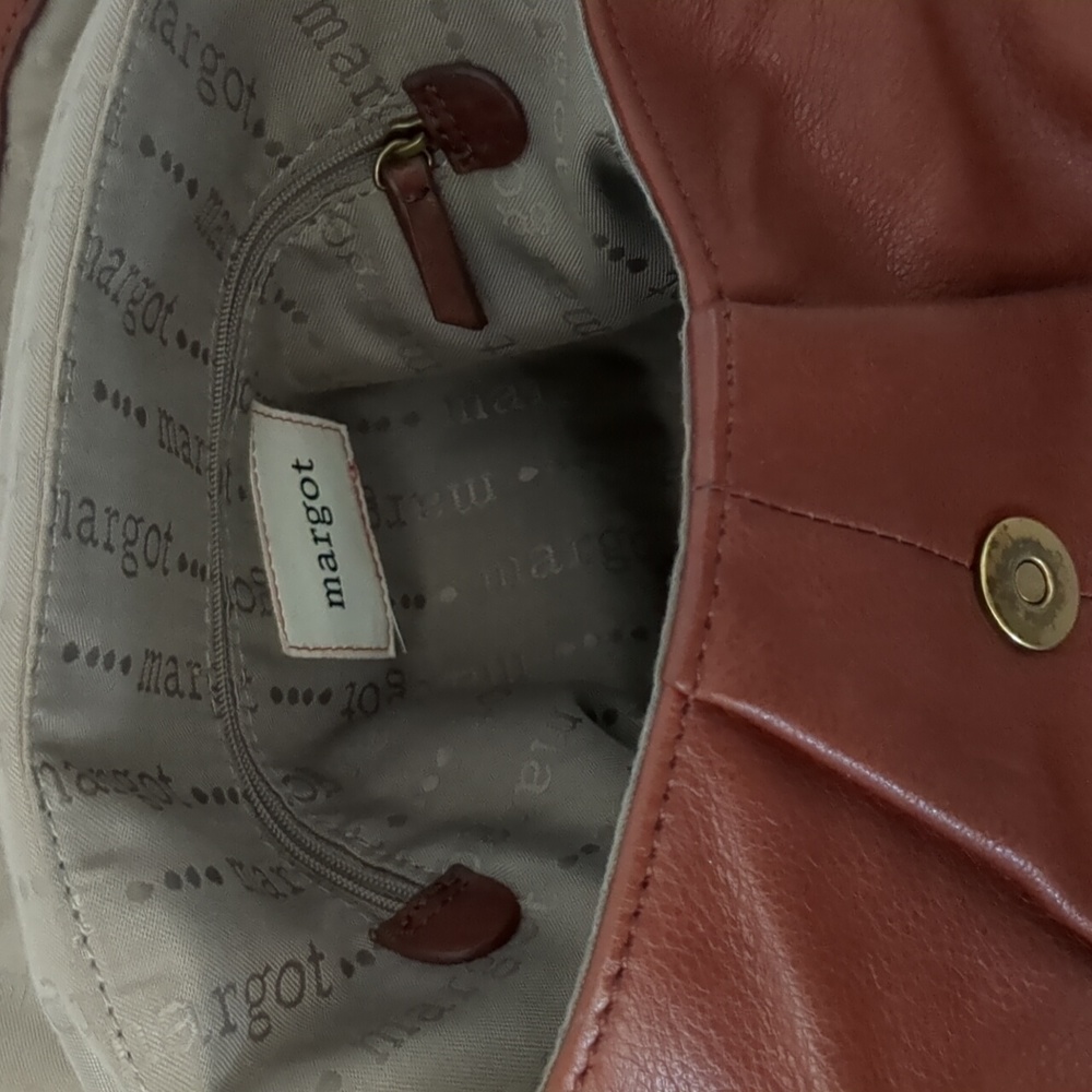 Margot Rust Leather Crossbody Bag - Picture 4 of 6